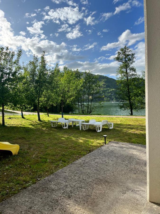 Cobras Plivsko Jezero, Jajce Villa Bagian luar foto