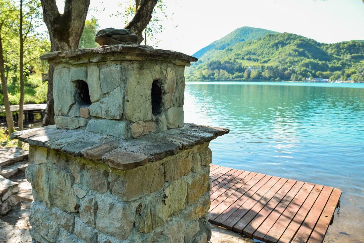 Cobras Plivsko Jezero, Jajce Villa Bagian luar foto